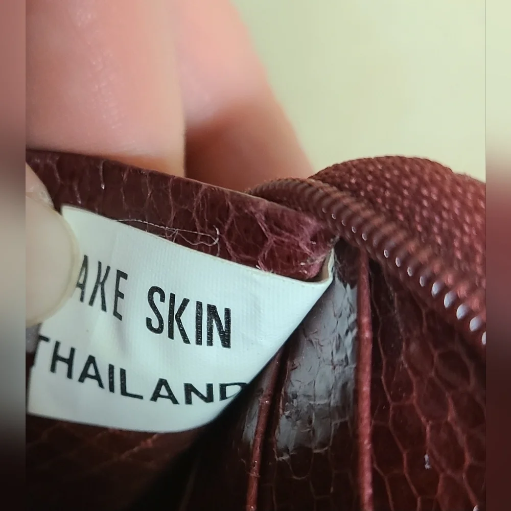 Lee Sands Hawaii Genuine Snake Skin Red Zip Wallet